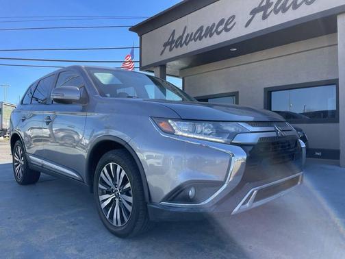 2019 Mitsubishi Outlander SE