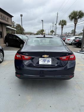 2017 Chevrolet Malibu 1LT