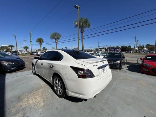 2012 Nissan Maxima SV