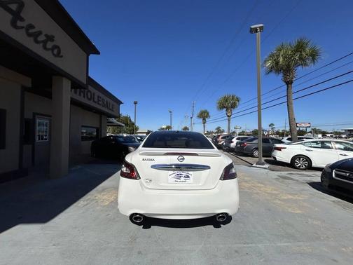 2012 Nissan Maxima SV
