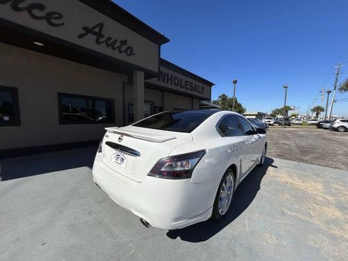 2012 Nissan Maxima SV