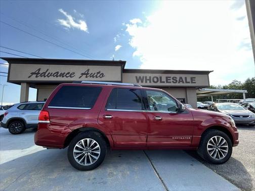 2015 Lincoln Navigator Base