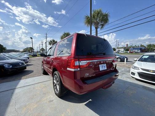 2015 Lincoln Navigator Base