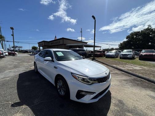 2019 Kia Optima LX