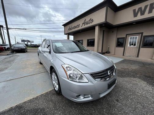 Silver 2011 Nissan Altima 2.5 S