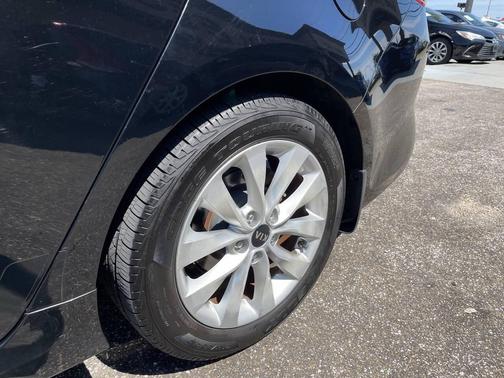 2018 Kia Optima S