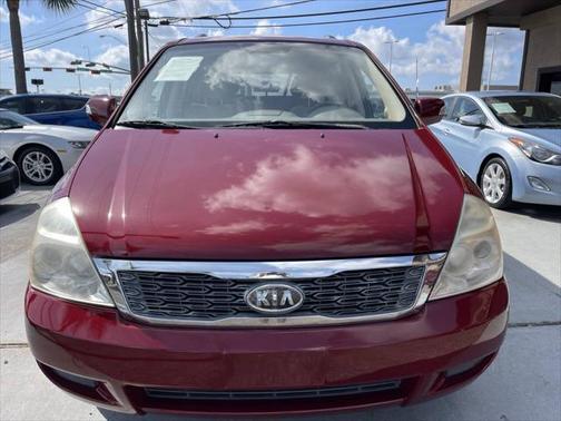 2012 Kia Sedona LX