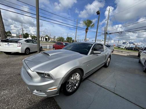 2013 Ford Mustang V6 Premium