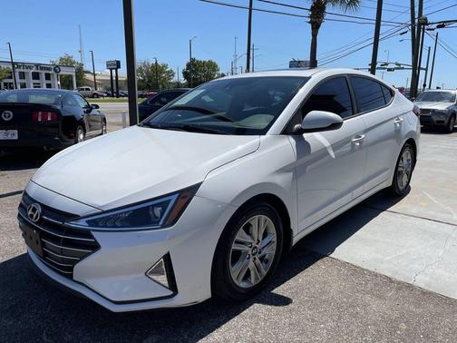 2020 Hyundai ELANTRA Value Edition
