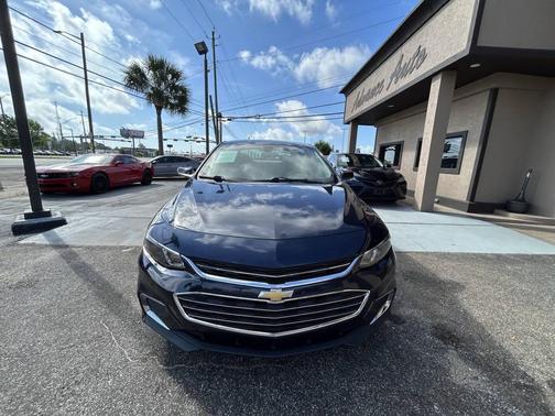 Blue Velvet Metallic 2018 Chevrolet Malibu LT