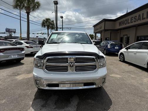 2015 RAM 1500 SLT