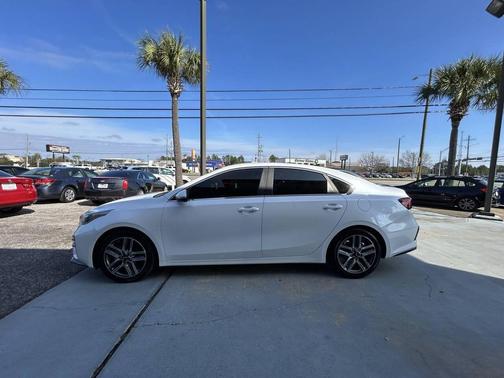 2019 Kia Forte EX 4dr Sedan