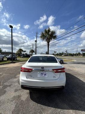 2014 Toyota Avalon Hybrid XLE Premium