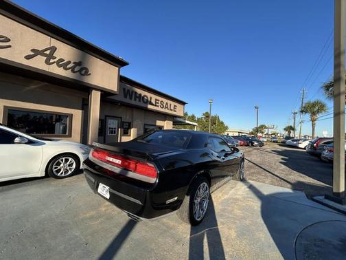 2014 Dodge Challenger SXT