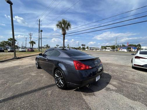 2015 INFINITI Q60 Journey