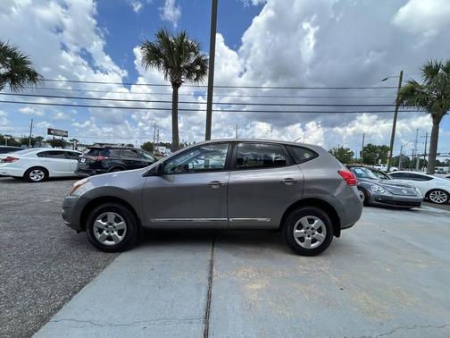 Gray 2015 Nissan Rogue Select S