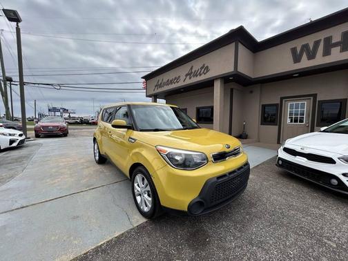 2015 Kia Soul +