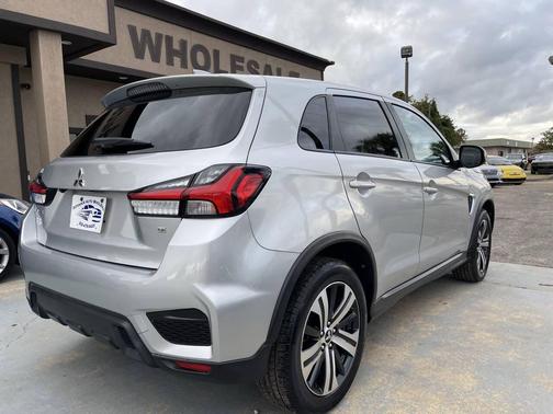 2020 Mitsubishi Outlander Sport SE