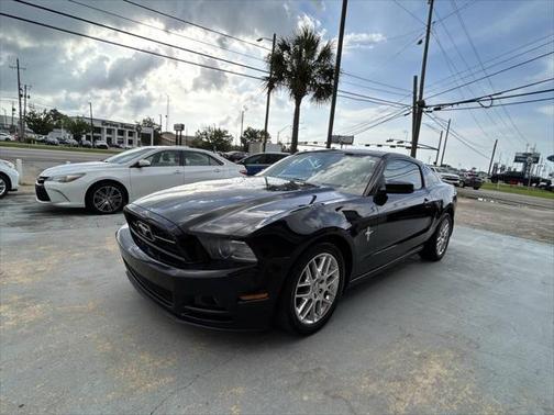 2013 Ford Mustang V6 Premium