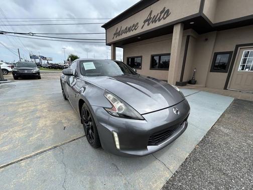 Gray 2018 Nissan 370Z Base