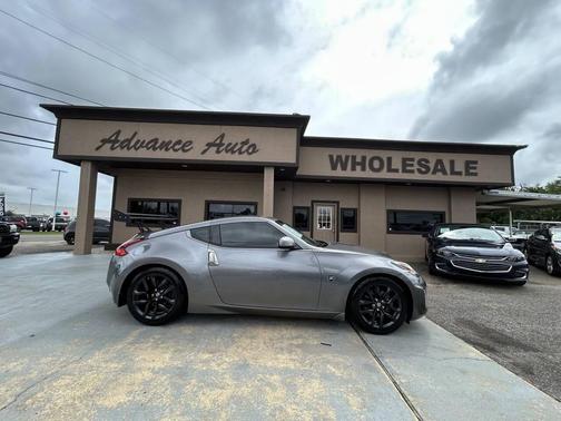 Gray 2018 Nissan 370Z Base