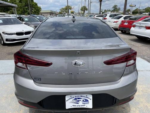 Gray 2020 Hyundai ELANTRA SEL