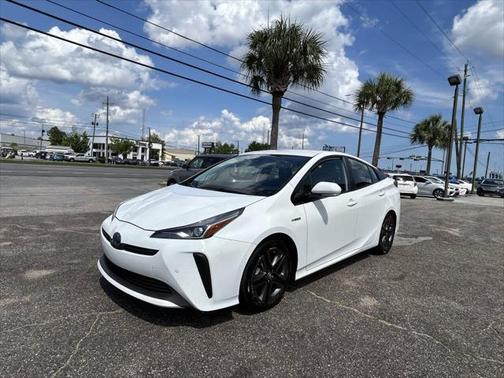 2019 Toyota Prius XLE