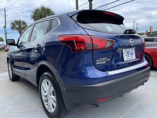 Blue 2017 Nissan Rogue Sport S