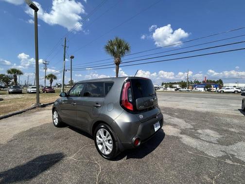 2014 Kia Soul +