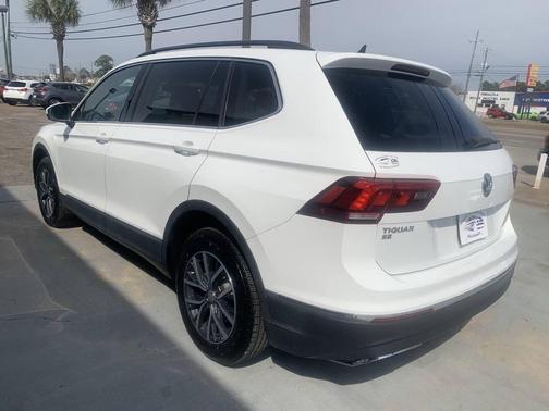 2018 Volkswagen Tiguan 2.0T SE