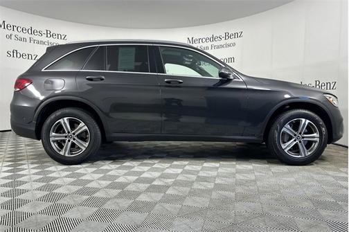2021 Mercedes-Benz GLC 300 