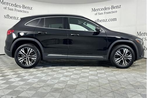 2025 Mercedes-Benz GLA 250 4MATIC