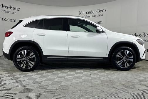 2025 Mercedes-Benz GLA 250 