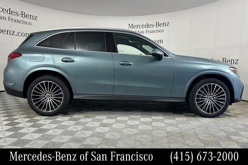 Verde 2026 Mercedes-Benz GLC 300 Base
