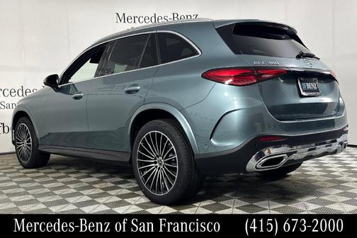 Verde 2026 Mercedes-Benz GLC 300 Base