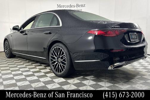 Black 2027 Mercedes-Benz S-Class 580