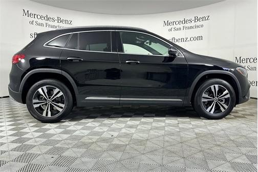 2025 Mercedes-Benz GLA 250 