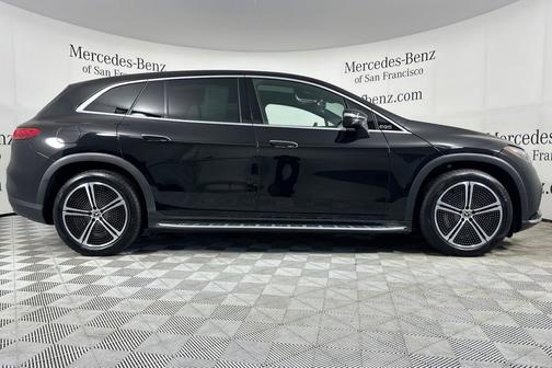 Obsidian Black Metallic 2023 Mercedes-Benz EQS 450