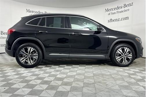 2025 Mercedes-Benz GLA 250 