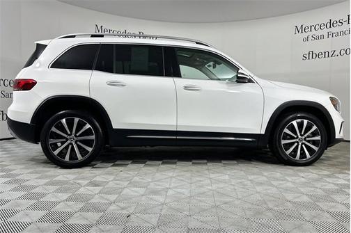2023 Mercedes-Benz GLB 250 