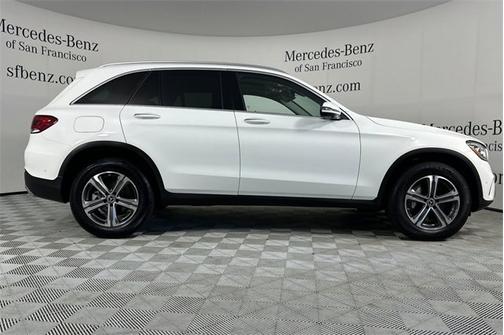 2022 Mercedes-Benz GLC 300