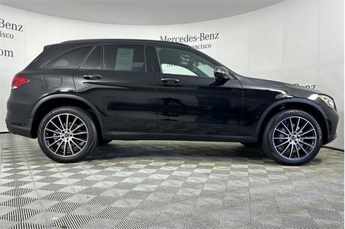 2021 Mercedes-Benz GLC 300