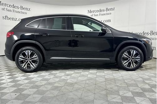 2025 Mercedes-Benz GLA 250 
