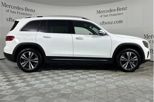 2025 Mercedes-Benz GLB 250 4MATIC