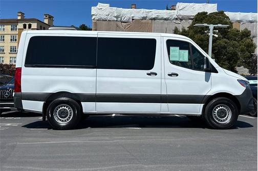 2023 Mercedes-Benz Sprinter 2500 Standard Roof
