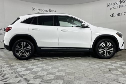 2025 Mercedes-Benz GLA 250 