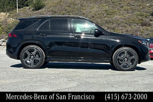 Black 2027 Mercedes-Benz GLE 350