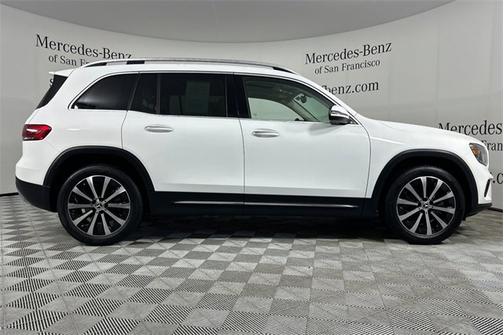 2023 Mercedes-Benz GLB 250 