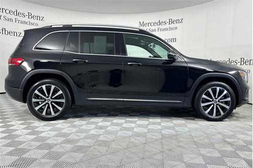 2021 Mercedes-Benz GLB 250