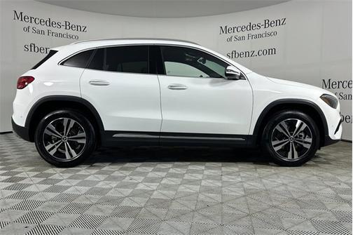 2025 Mercedes-Benz GLA 250 Base